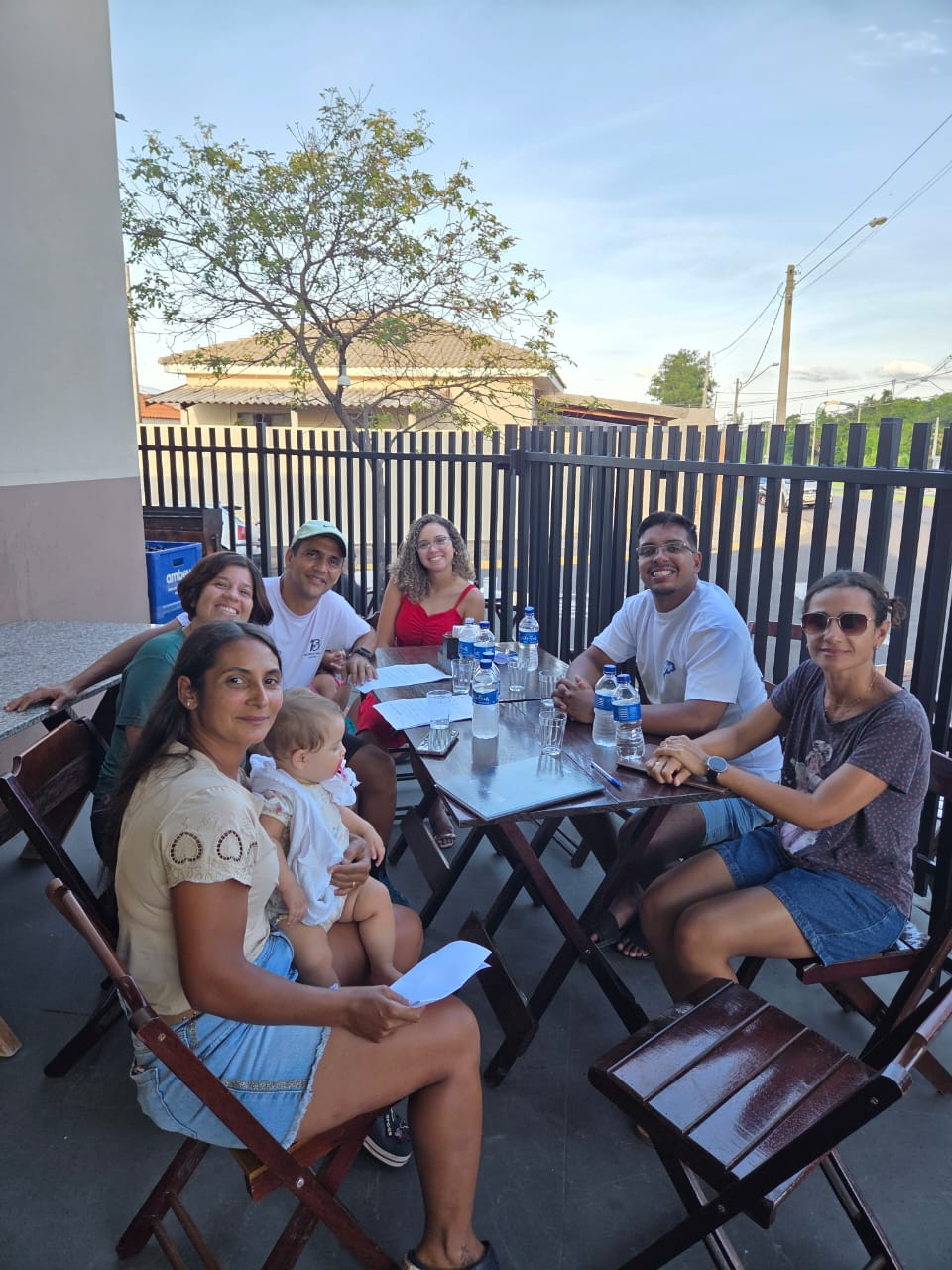 Membros da AEESP durante reunião de planejamento